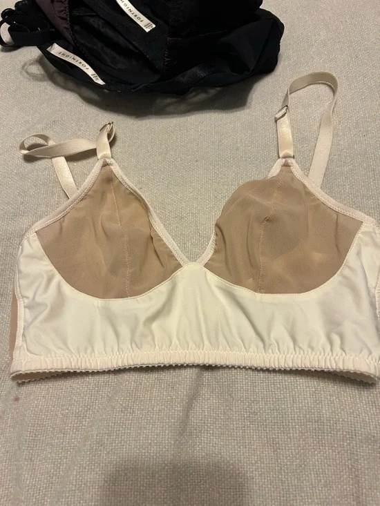 Lot of 4 Fortnight longline bras 32C - Picture 8 of 10